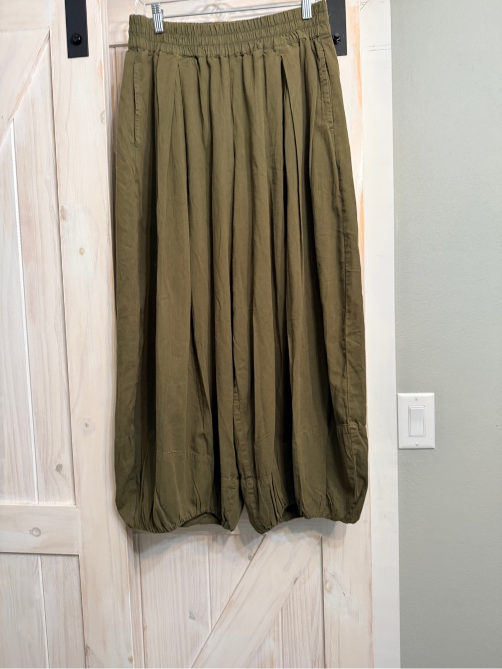 Free People S/P Army Color Culotte Pant like new